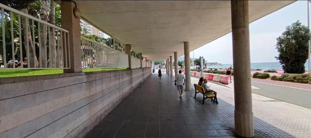 Apartamento Acapulco Luxe Piso 3 En 1A Linea Playa Poniente Benidorm Top Vistas Al Mar Espectaculares Y De Luxe Con Acceso A Piscina Y Garaje Privado Exterior foto