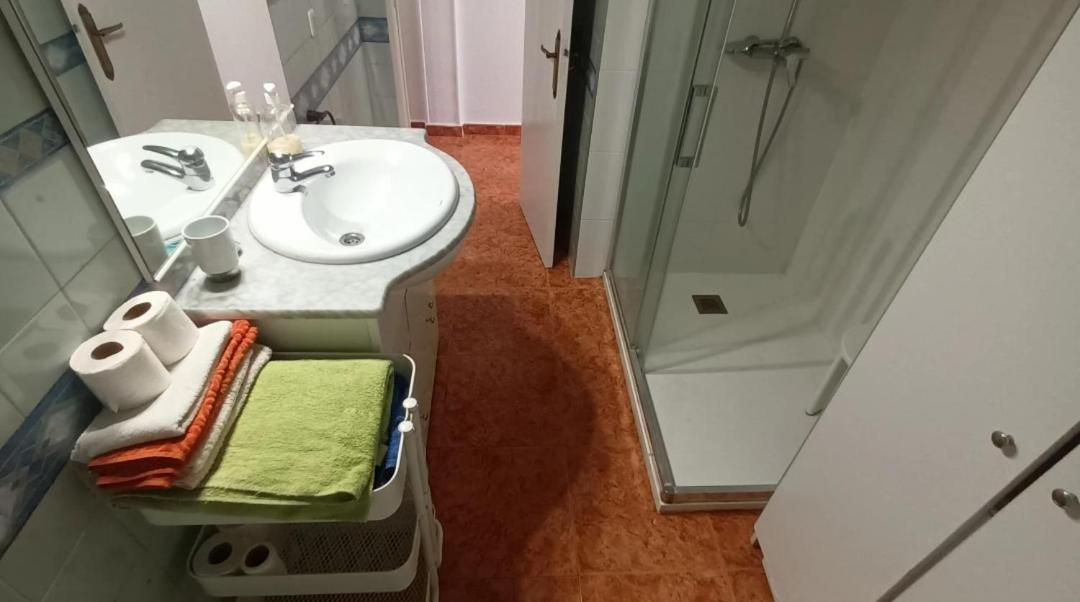 Apartamento Acapulco Luxe Piso 3 En 1A Linea Playa Poniente Benidorm Top Vistas Al Mar Espectaculares Y De Luxe Con Acceso A Piscina Y Garaje Privado Exterior foto